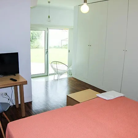 בית הארחה Coimbra Inn קוימברה